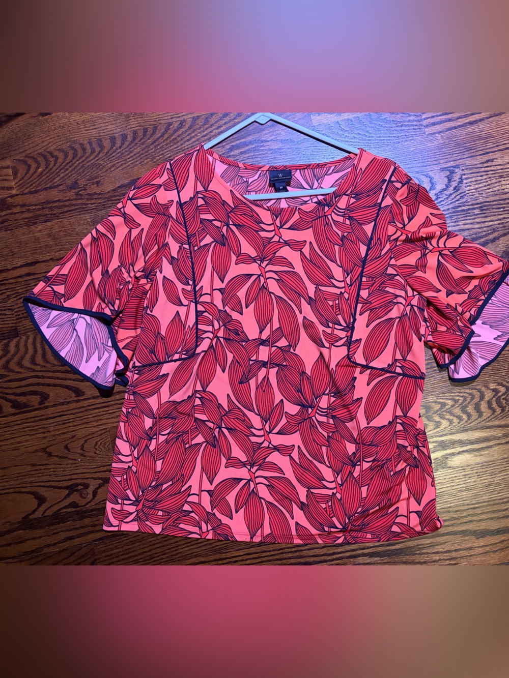 Worthington salmon & red  Floral Crewneck Blouse with Contrast Trim